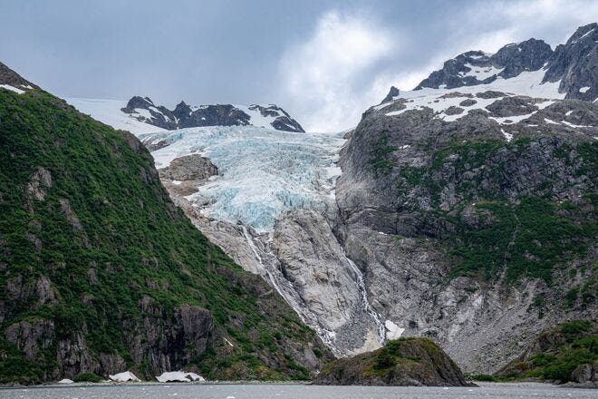 Los paisajes que desaparecen, como los glaciares, las praderas y las islas bajas, son solo algunos ejemplos de destinos turísticos de última oportunidad.