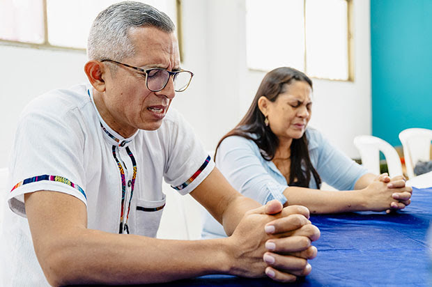 Gonzalo and Edilma, front-line workers in Colombia