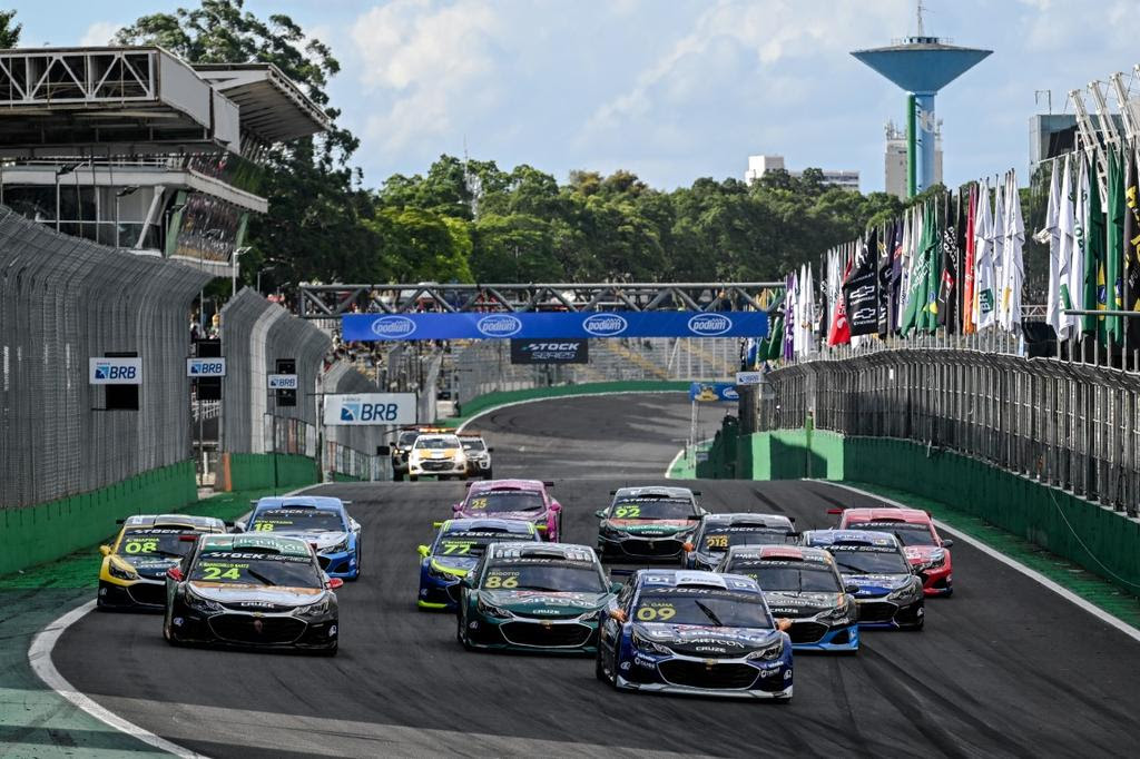 Com grid robusto, a Stock Light abre a temporada 2025 no Autódromo de Interlagos (Duda Bairros/BRB Stock Car)