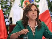 Hasta la fecha, ni la presidenta ni el Gobierno "han aclarado el origen de hasta tres relojes Rolex que la prensa ha podido captar en el brazo de la mandataria en distintas actividades oficiales".