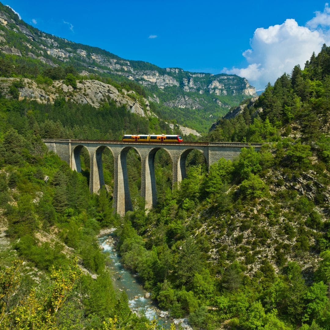 Francia, viaje en tren por los Alpes