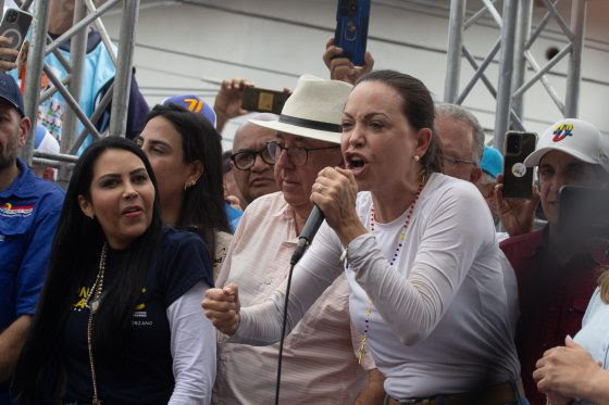 Machado:  “Edmundo luchará desde afuera junto a nuestra diáspora y yo lo seguiré haciendo aquí”