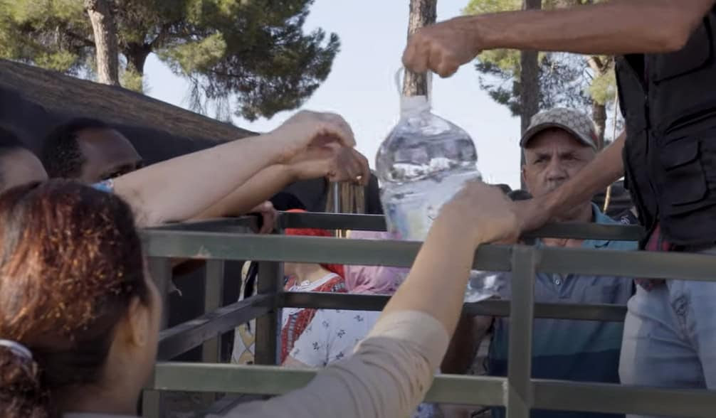 Las Administraciones dejan sin agua a las trabajadoras y trabajadores de los frutos rojos en Andalucía