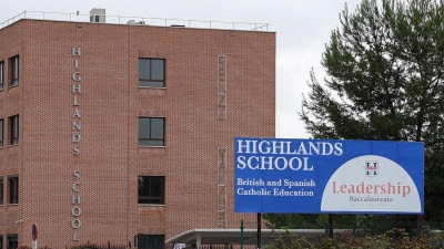Dimite el director del colegio donde trabajaba el capellán detenido por abusar sexualmente de escolares