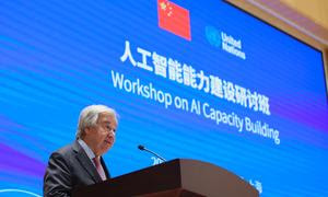 El Secretario General António Guterres interviene en una charla sobre inteligencia artificial y desarrollo de capacidades, organizada conjuntamente por las Naciones Unidas y China en Shanghai.