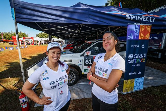 Ana Cristina e Patricia (Tom Papp/Fotovelocidade/CFA)