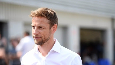  Jenson Button lidera la campaña mundial de Santander de educación gratuita