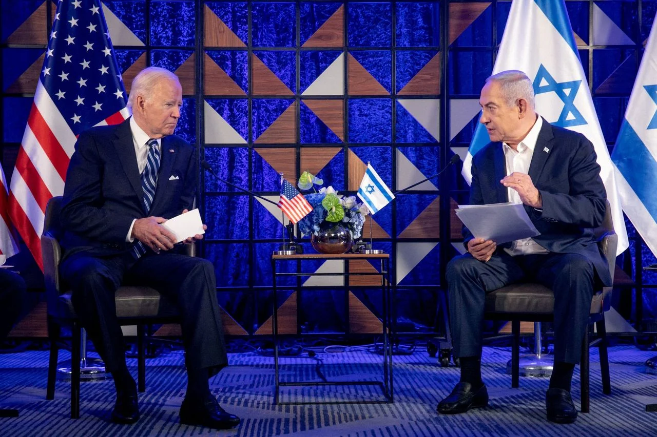 U.S. President Joe Biden &nbsp;meets with Israeli Prime Minister Benjamin Netanyahu to discuss the ongoing conflict between Israel and Hamas, in Tel Aviv on Oct. 18, 2023. (Miriam Alster/Pool via Reuters)