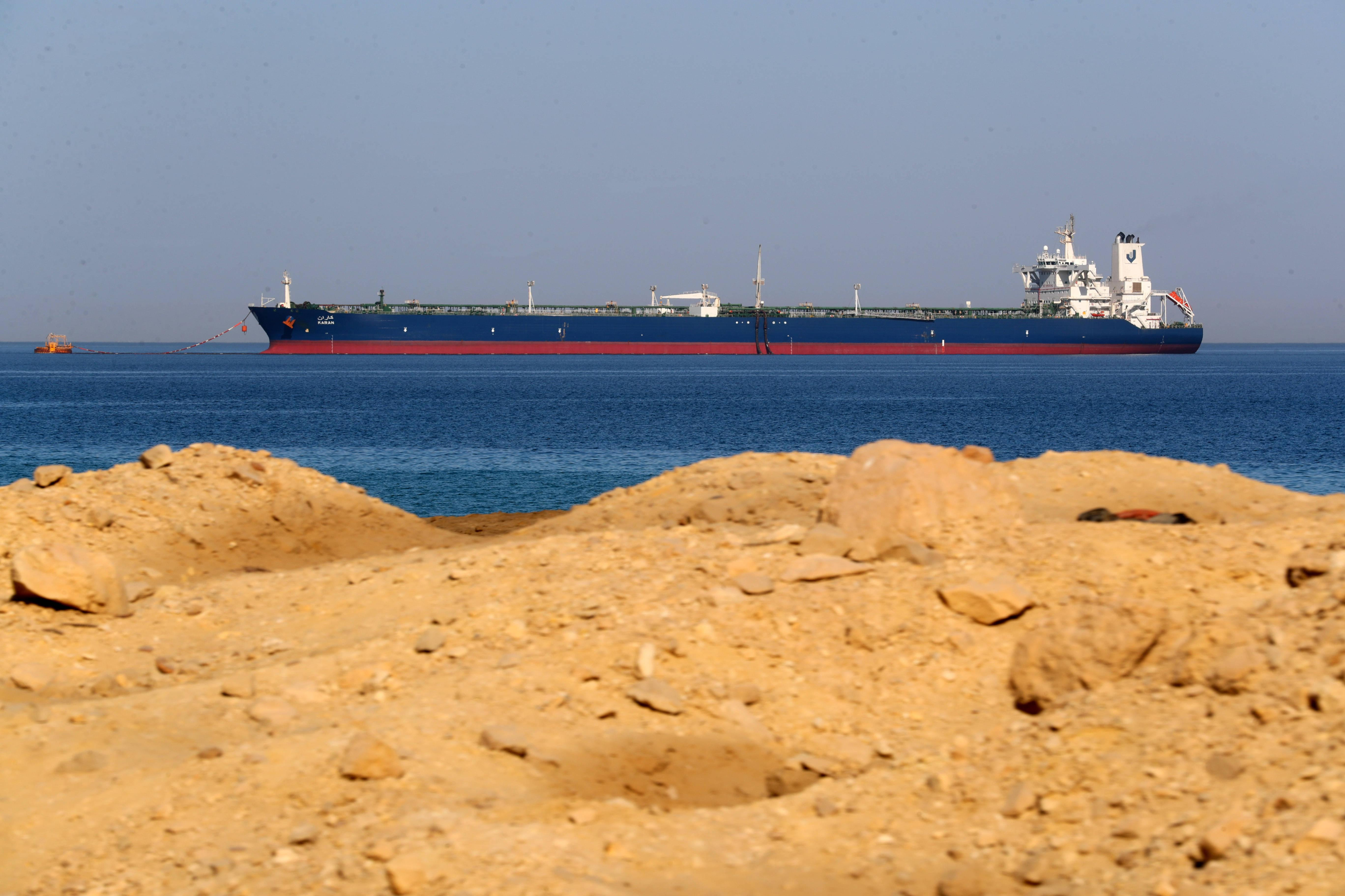 L’Egypte teste un allongement du canal de Suez