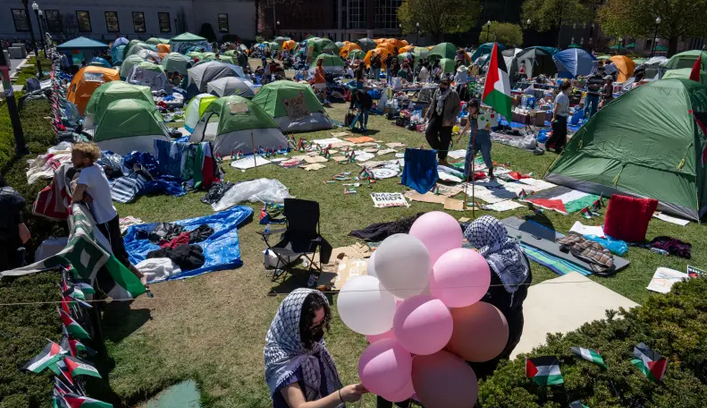 Photot of tent city at Columbia University.