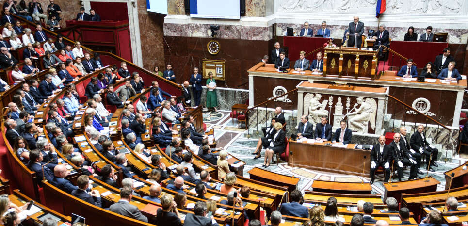 Comment se convoque une session extraordinaire à l’Assemblée nationale, demandée par le PCF et le RN ?