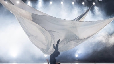 El Centro Danza Matadero ofrece al público infantil las propuestas 'Loop' y 'Cometa' en abril y mayo
