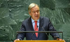 El Secretario General, António Guterres, se dirige al pleno de la Asamblea General al inaugurar el debate de alto nivel de su 79º periodo de sesiones.