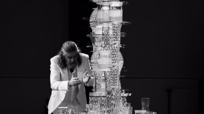 El Teatro de La Abadía estrena 'Un sublime error', la oda a la amistad y la humanidad de Jan Lauwers