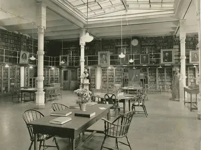 How Ben Franklin Invented the Library as We Know It image