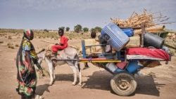 Una famiglia di rifugiati sudanesi in Sud Sudan