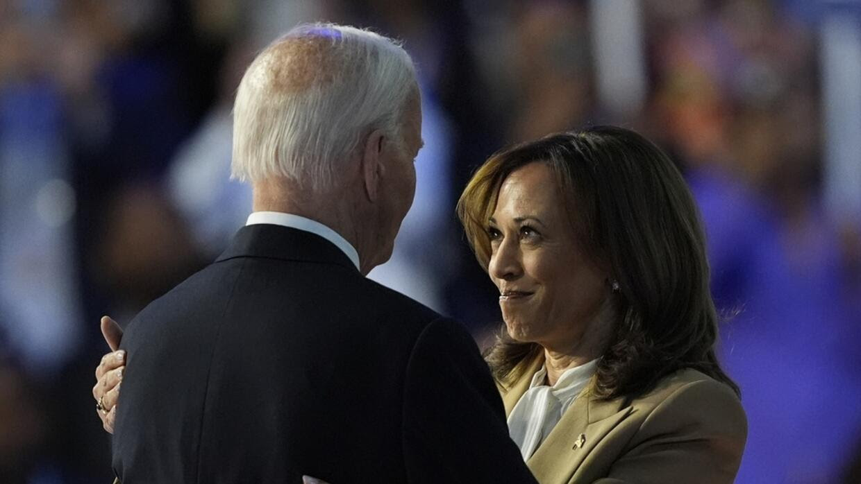 ¿Se distanció lo suficiente Kamala Harris de Joe Biden?