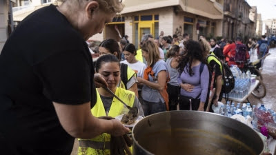 Sanidad trabaja para garantizar la salubridad en las zonas afectadas por la DANA y evitar brotes infecciosos