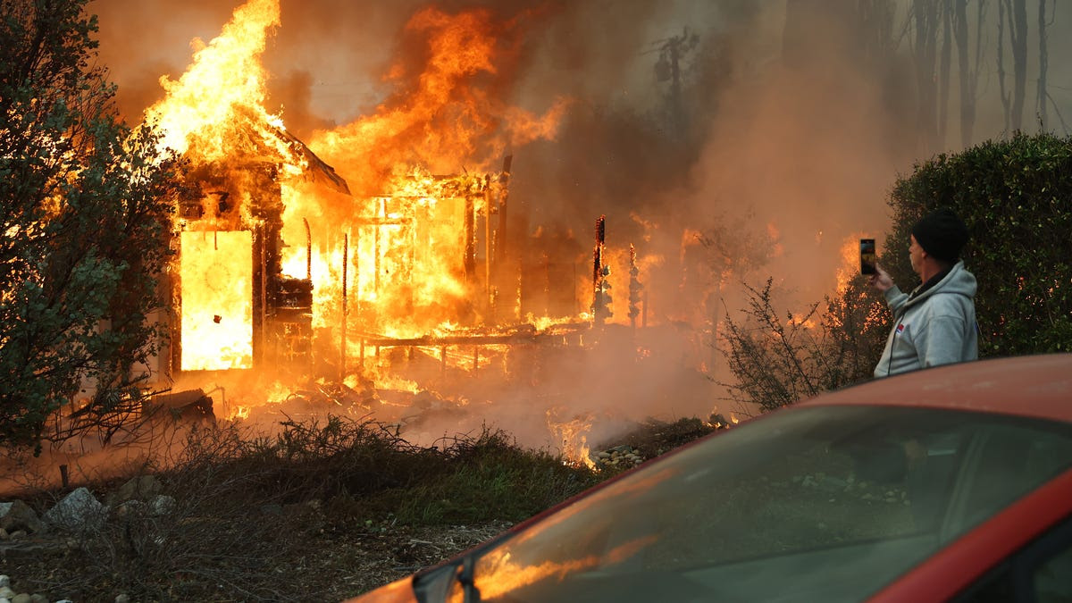 Los Angeles Wildfire Eaton Fire