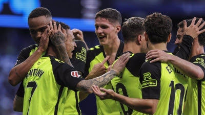 El Betis persigue la Champions con dos golazos y el Leganés perdona al Sevilla