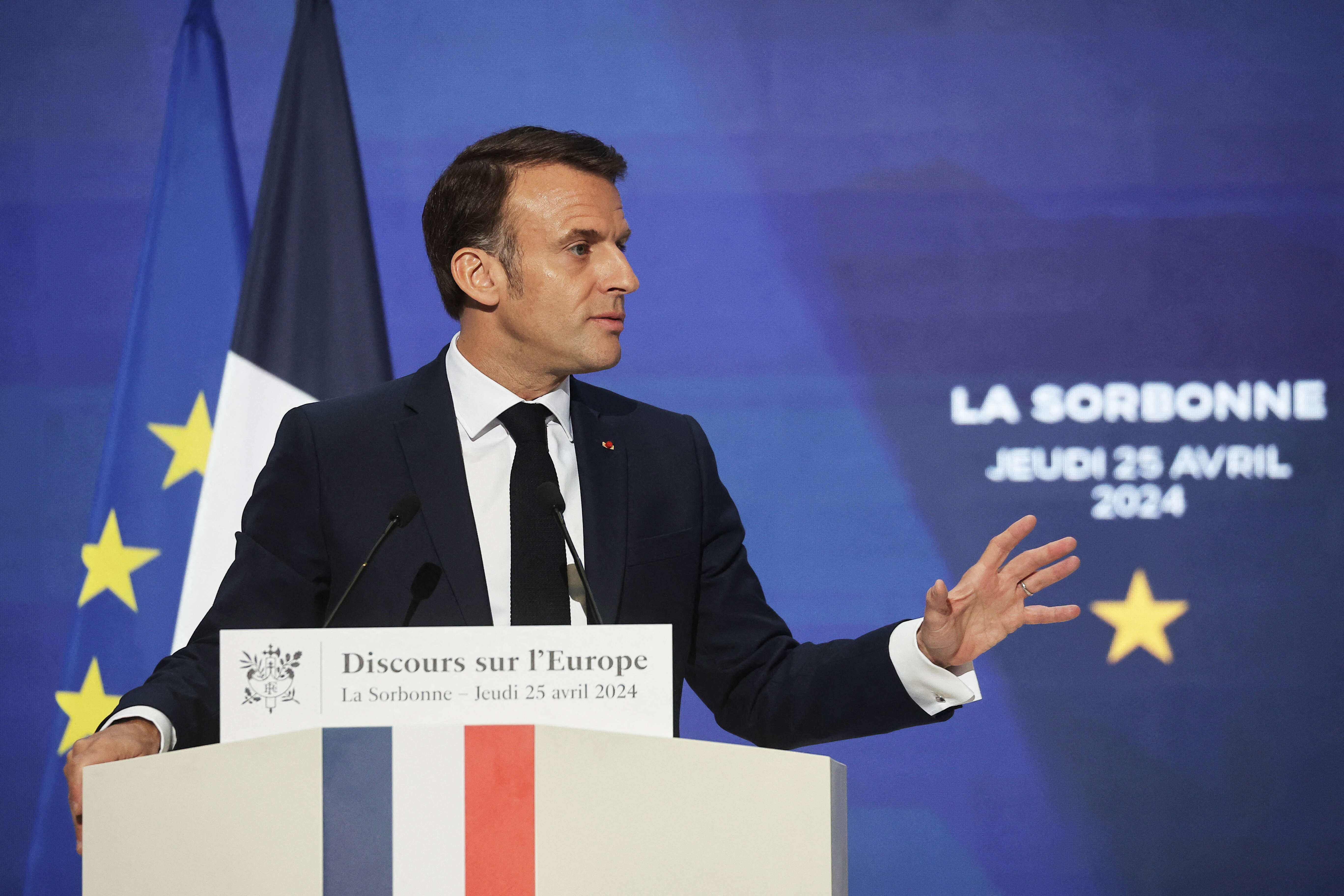Défense européenne : Macron sous le feu des critiques après ses propos sur la dissuasion nucléaire