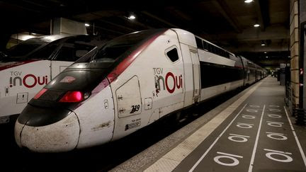 'Attaque massive' sur le réseau TGV : la relative prudence des politiques