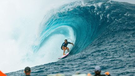 JO de Paris 2024 : 'La plus belle et la plus effrayante du monde', la vague de Teahupo'o vue par les surfeurs de l'équipe de France