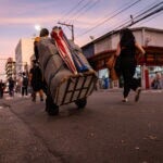 VENDEDORES AMBULANTES DO CENTRO DE SÃO PAULO RELATAM ROTINA DE VIOLÊNCIA DA POLÍCIA