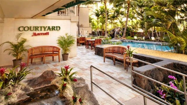 Courtyard by Marriott Waikiki Beach
