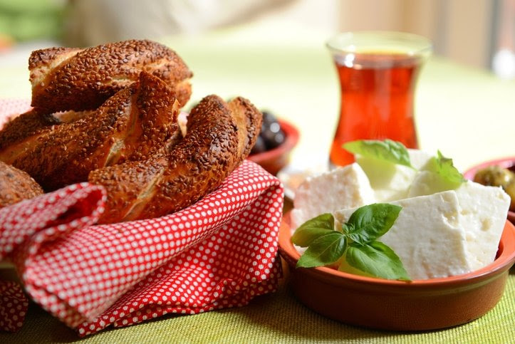 Start dagen med verdensomspennende, tradisjonell tyrkisk frokost