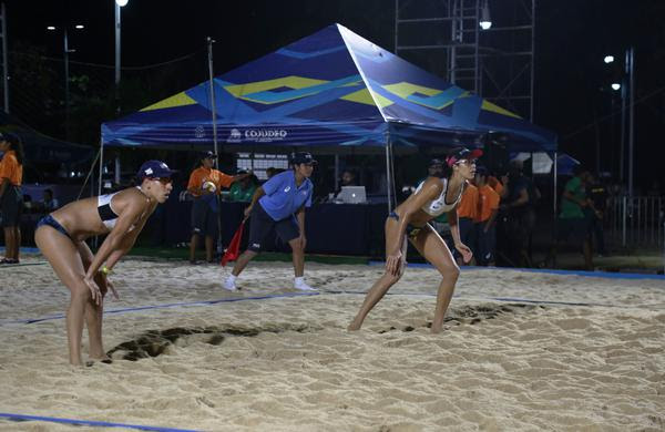 Taiana e Talita jogaram juntas na etapa mexicana de Chetumal, em 2019 (Divulgao/FIVB)