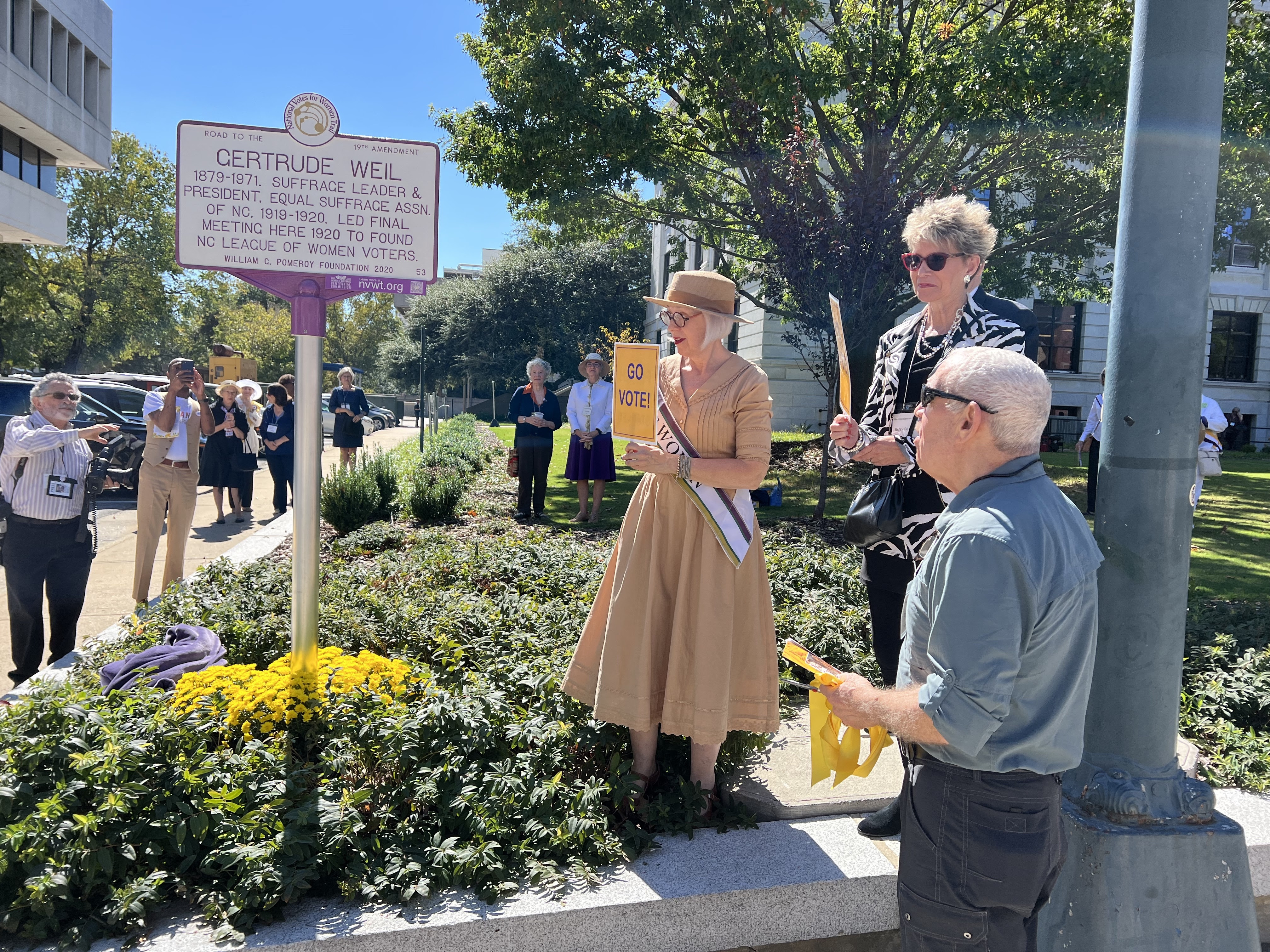 Alice's Garden Historical Marker