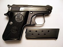 Beretta950JetfireandClip-Shut.jpg