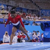 Team USA stunned in gymnastics final after injury