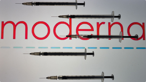 Boston doctor says he almost had to be INTUBATED after suffering severe allergic reaction from Moderna Covid vaccine Image-683