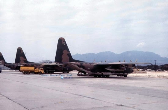 Máy bay vận tải quân sự Lockheed C-130 Herculeses của Mỹ tại Cam Ranh.