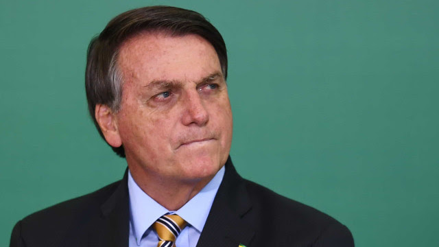 "Ninguém vive dessa forma", diz Bolsonaro sobre prorrogar auxílio emergencial