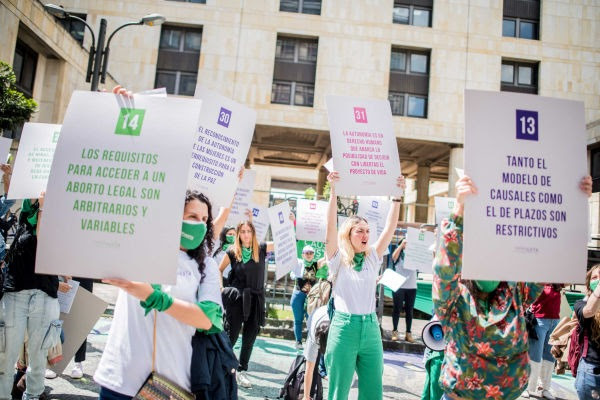 Entrevista a Luzia Hernández: Colombia avanza en la despenalizacion del aborto