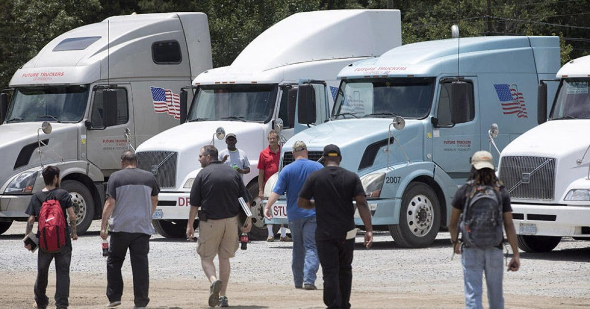 Tens of Thousands of Truck Drivers #StopTheTires on Veteran’s Day, Demanding Respect for Blue Collar Americans TruckDrivers-1200x630