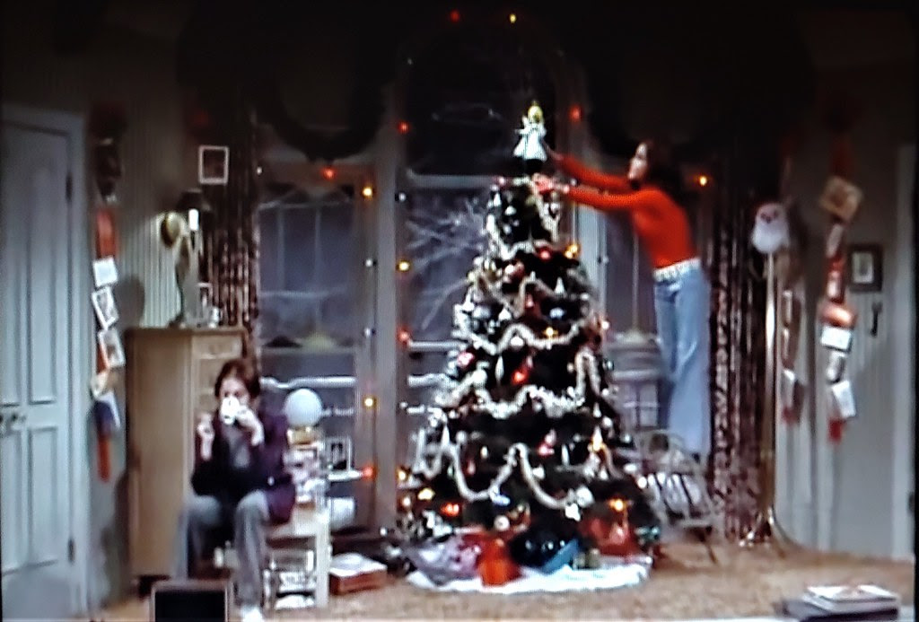 Rhoda and Mary decorating her Christmas Tree, placing the … | Flickr