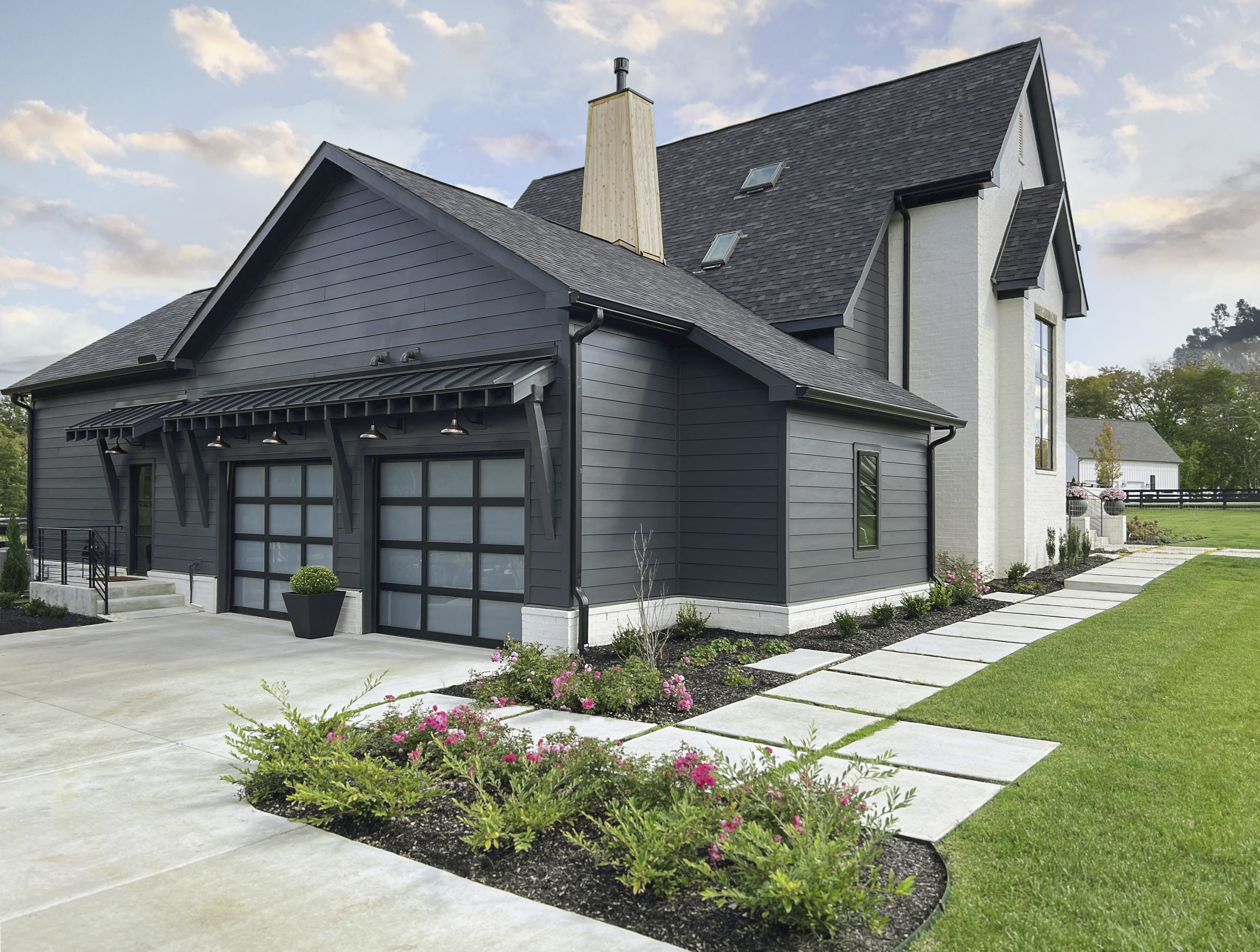 garage door trends 2022