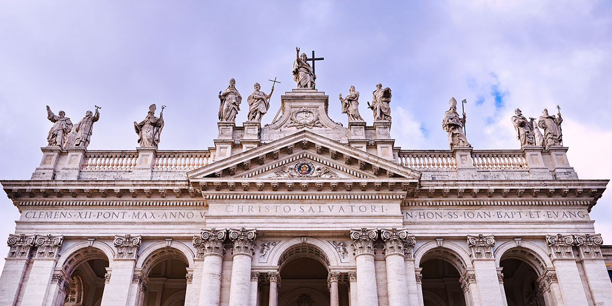 Jak architektura sakralna wyrażała ducha epoki: Bazylika św. Jana na  Lateranie