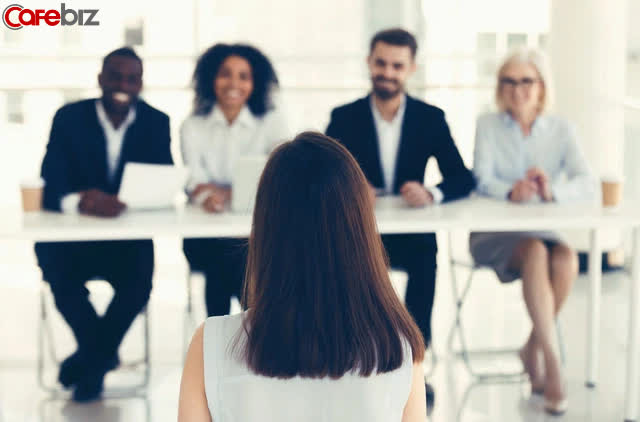 Câu hỏi phỏng vấn thú vị của nhà tuyển dụng: Nếu có 5 cốc nước nhưng có tới 6 vị lãnh đạo, bạn sẽ làm thế nào? - Ảnh 2.