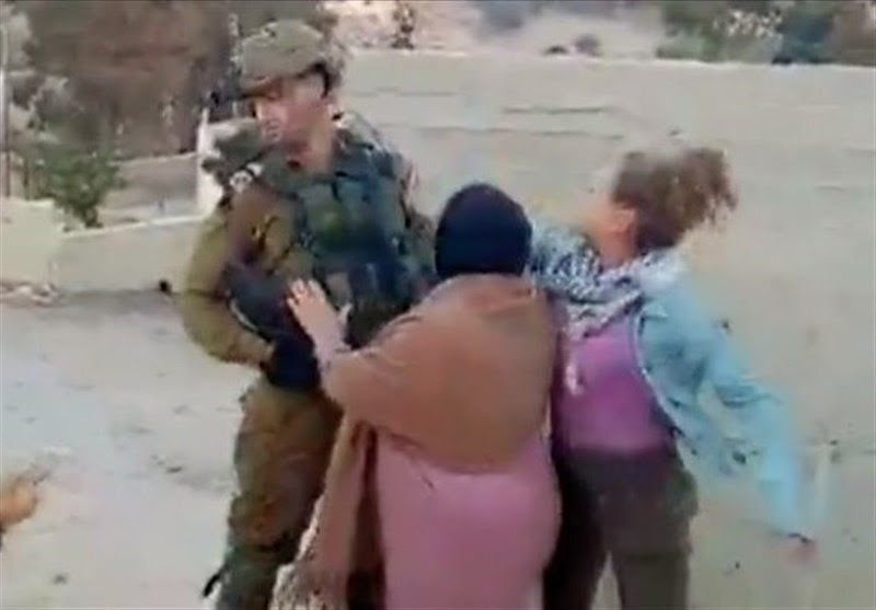 Image result for арабки бьют солдата