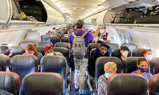 Major US Airlines Drop Mask Mandate For Travelers
