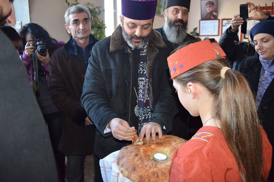 Галстанян. Епископ Баграт Галстян. Баграт Галстанян. Священник Тавушской области Армении отец Баграт.