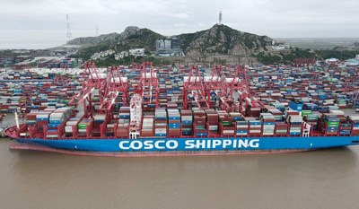 Aerial photo taken on Oct. 13, 2021 shows the container ship Libra of China's COSCO Shipping at Shanghai Yangshan Port, east China. (Xinhua/Fang Zhe)