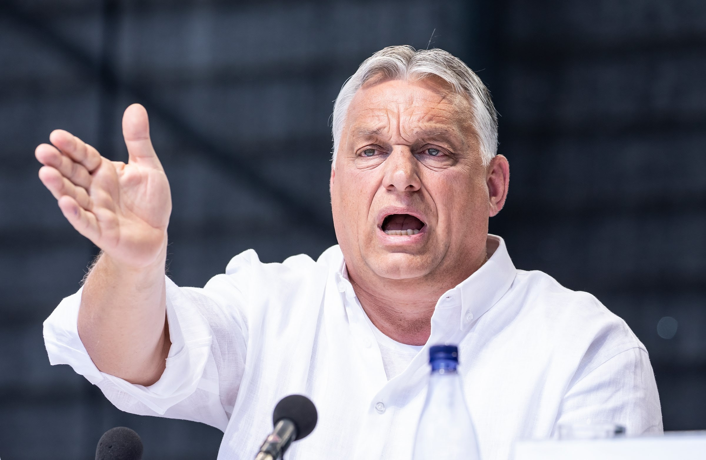 Orbán ütemet tévesztett a „náci beszéddel” – de indíthat-e lavinát Hegedüs lemondása?