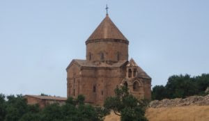 Turkey: Muslim breaks into venerable Armenian Orthodox cathedral, recites Islamic call to prayer