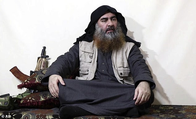 In seinen letzten Monaten war Abu Bakr al-Baghdadi von
            seiner Sicherheit besessen, bevor der brutale Anführer einst
            als "Kalif" gefeiert wurde (im April 2019
            abgebildet).